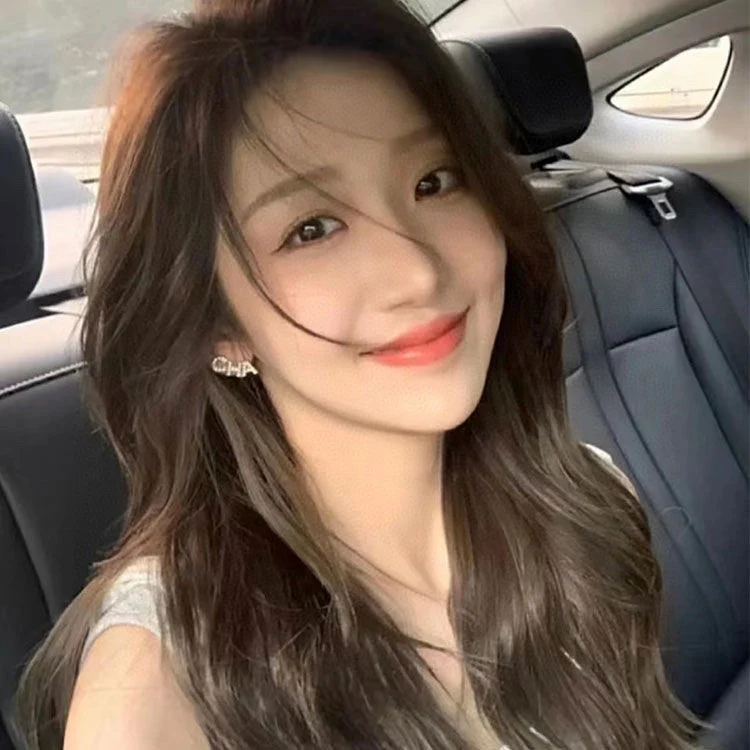 CCE262 Metal crystal cha nel letters stud earring - ccjewelryacc