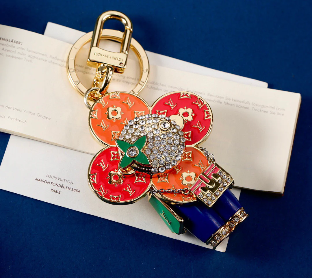 Luxury designer Keychain LVK032 - ccjewelryacc