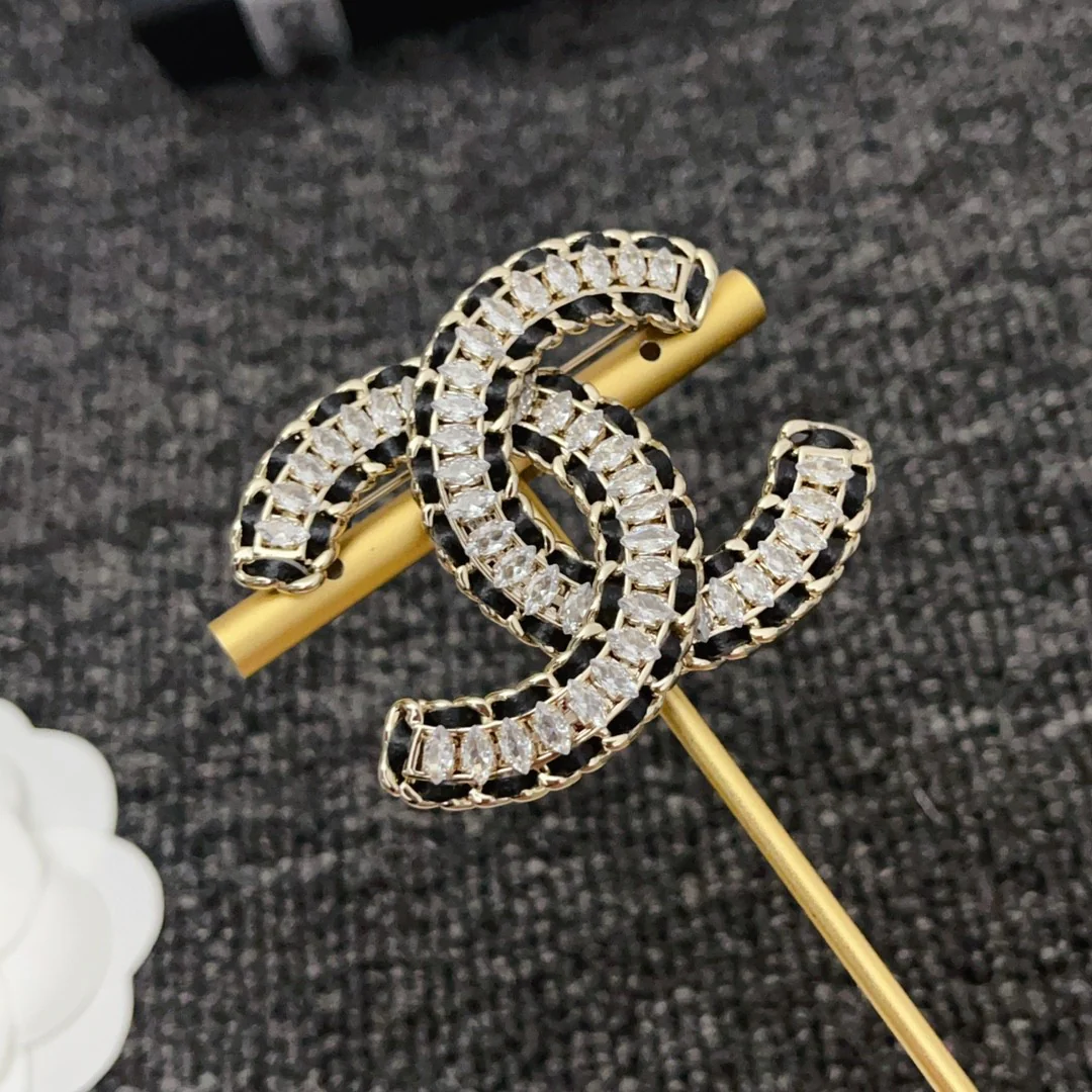 BCB036 Metal leater Rhinestone CC brooch - ccjewelryacc