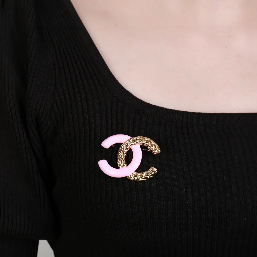 BCB028 Pink CC brooch - ccjewelryacc