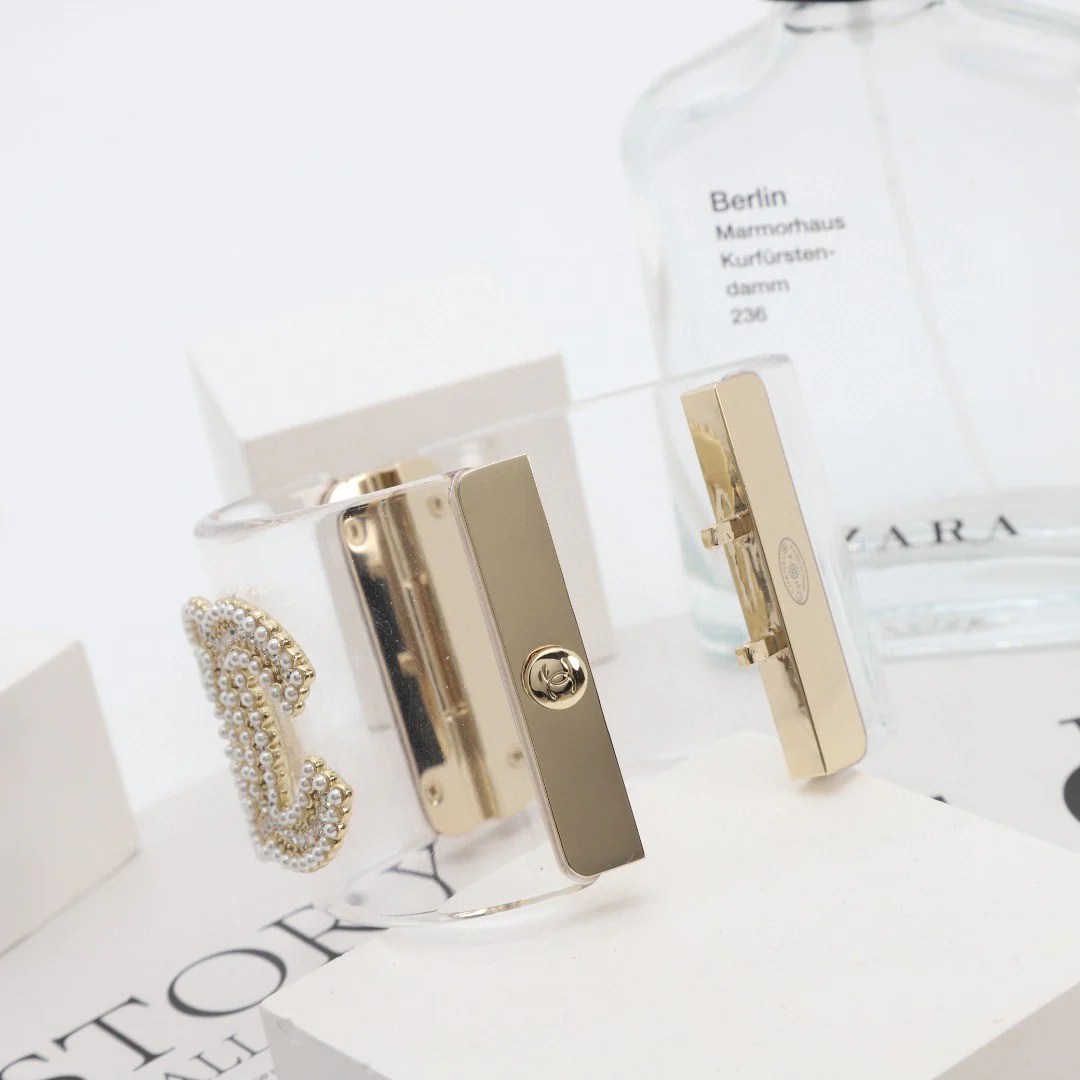 CCS064  Chanel large acrylic cuff bracelet - ccjewelryacc