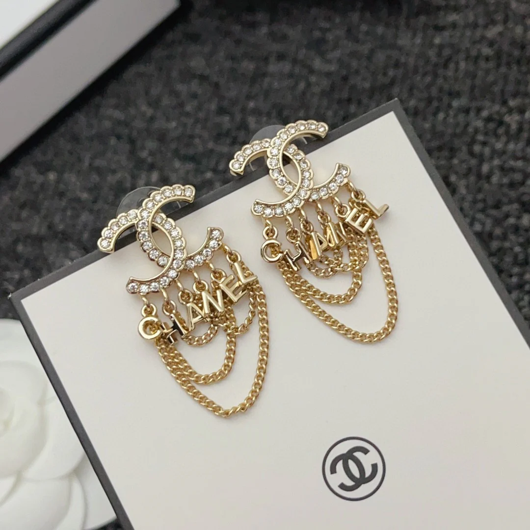 CCE045 Chanel crystal/pearl cc logo with chain tassels earrings - ccjewelryacc
