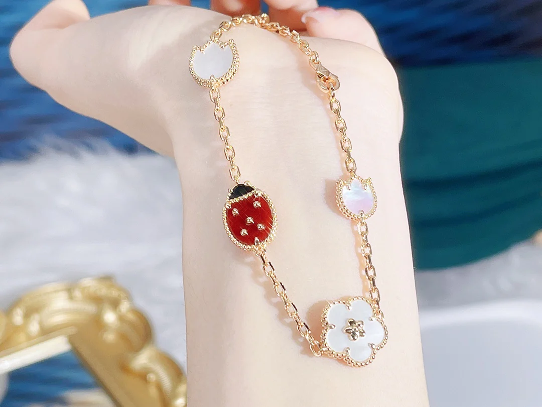VCS014 VCA lucky spring bracelet in Gold - ccjewelryacc
