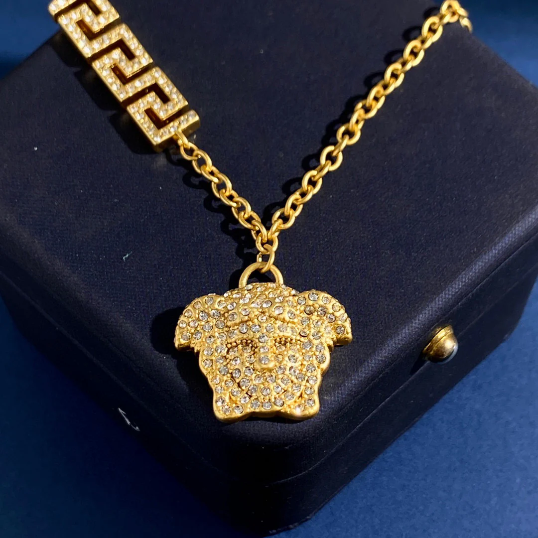 VSS006 Versace medusa charm bracelet - ccjewelryacc