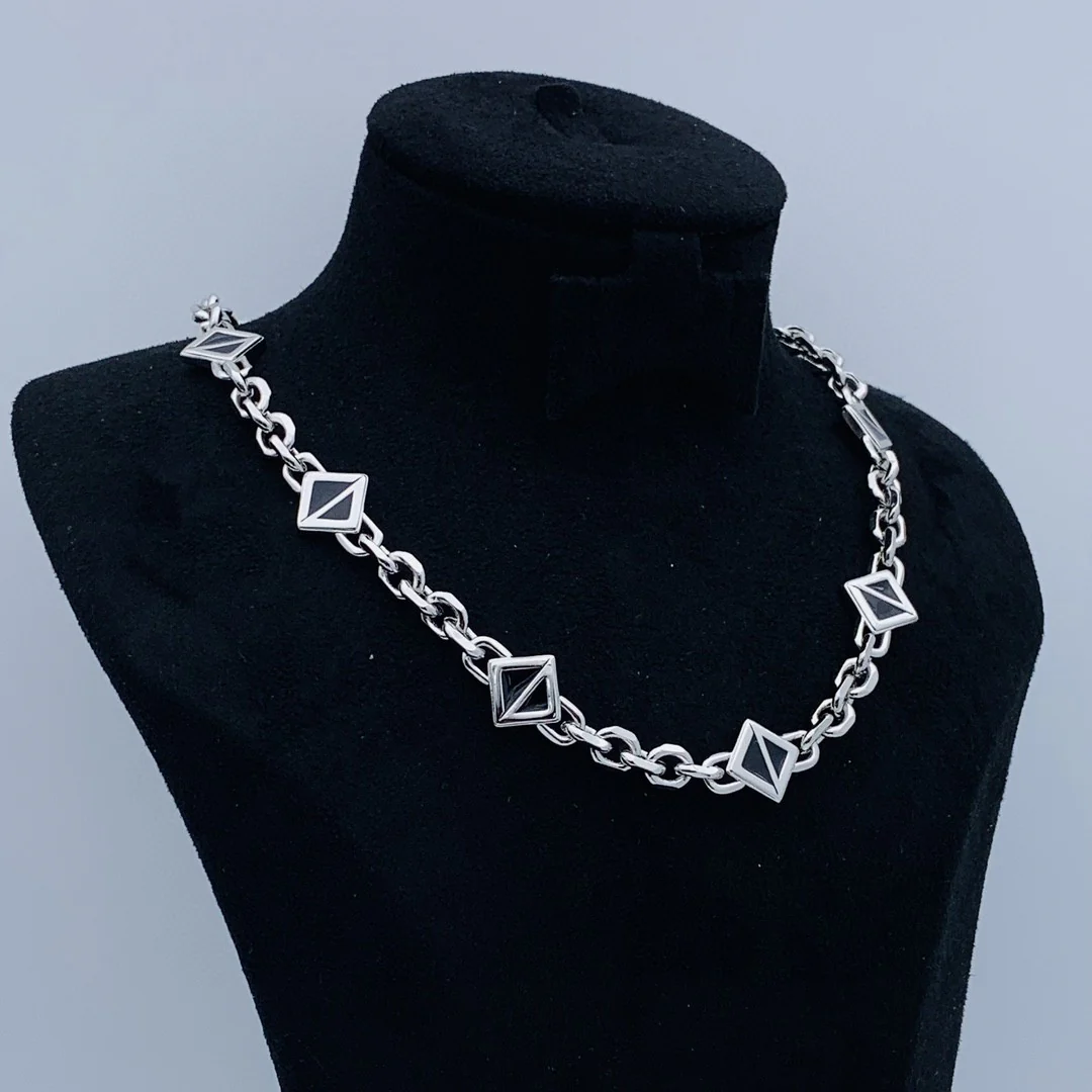 CDN140 High quality CD Choker Necklace - ccjewelryacc