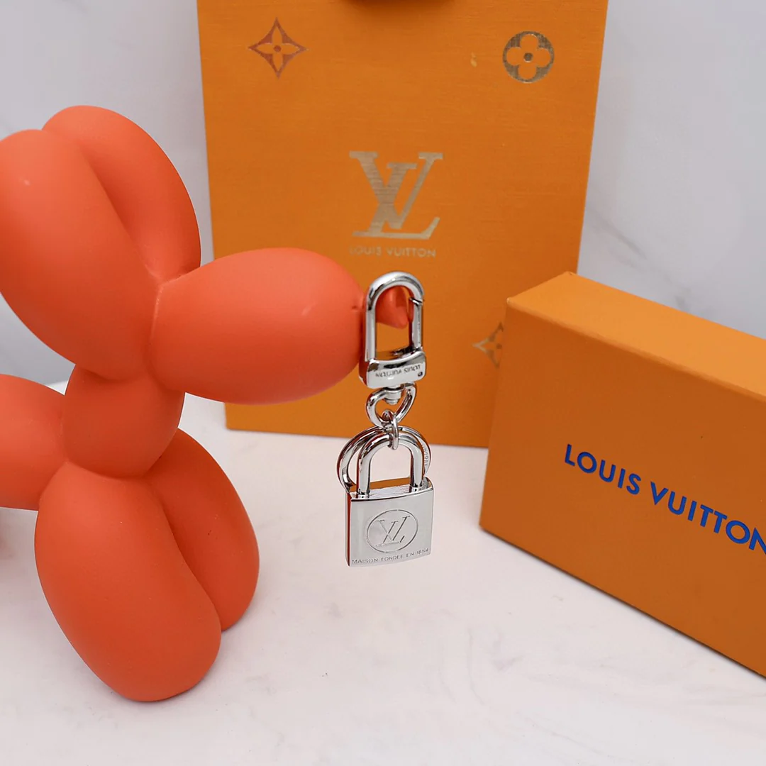 Luxury designer Keychain LVK007 - ccjewelryacc