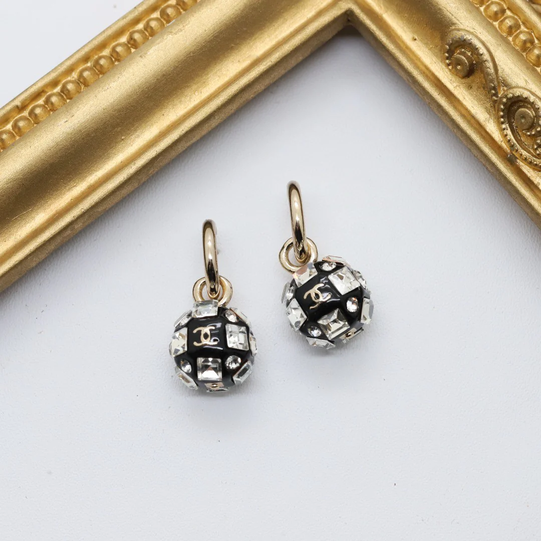 CCE462 High Quality CC earring With crystal enamel - ccjewelryacc