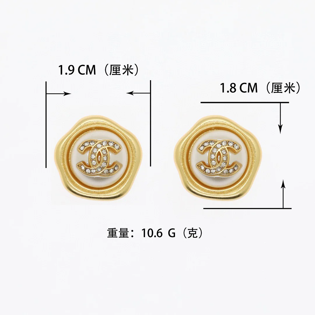 CCE257 Flower with cc logo stud earrings - ccjewelryacc