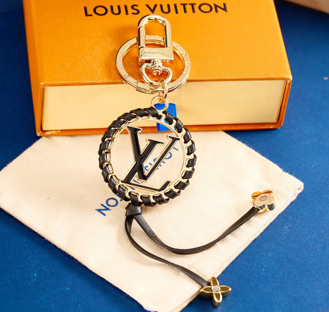 Luxury designer Keychain LVK044 - ccjewelryacc