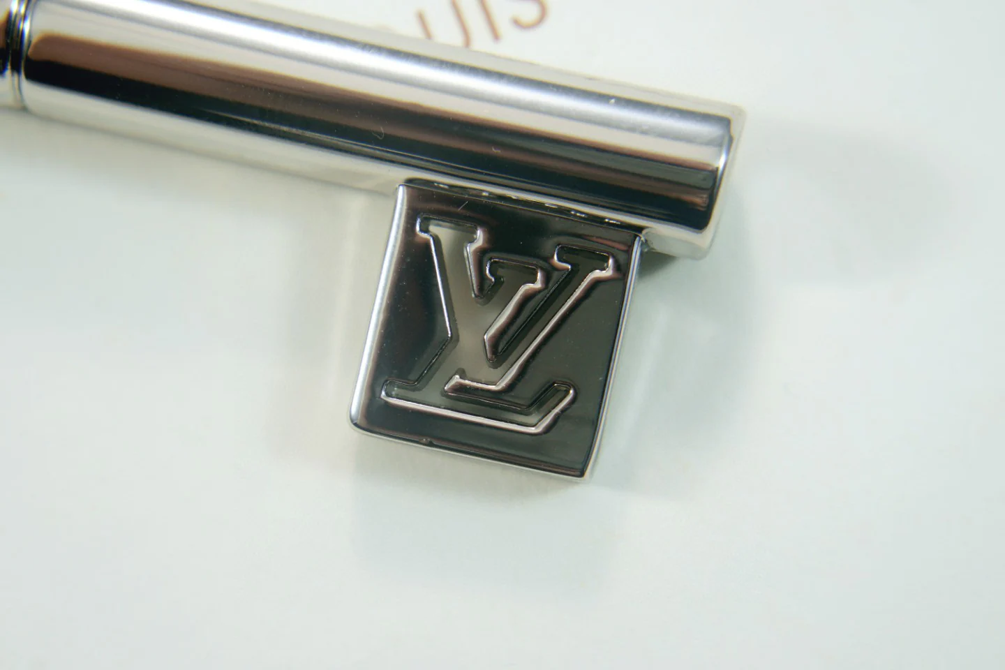 Luxury designer Chromatic Keychain LVK063 - ccjewelryacc