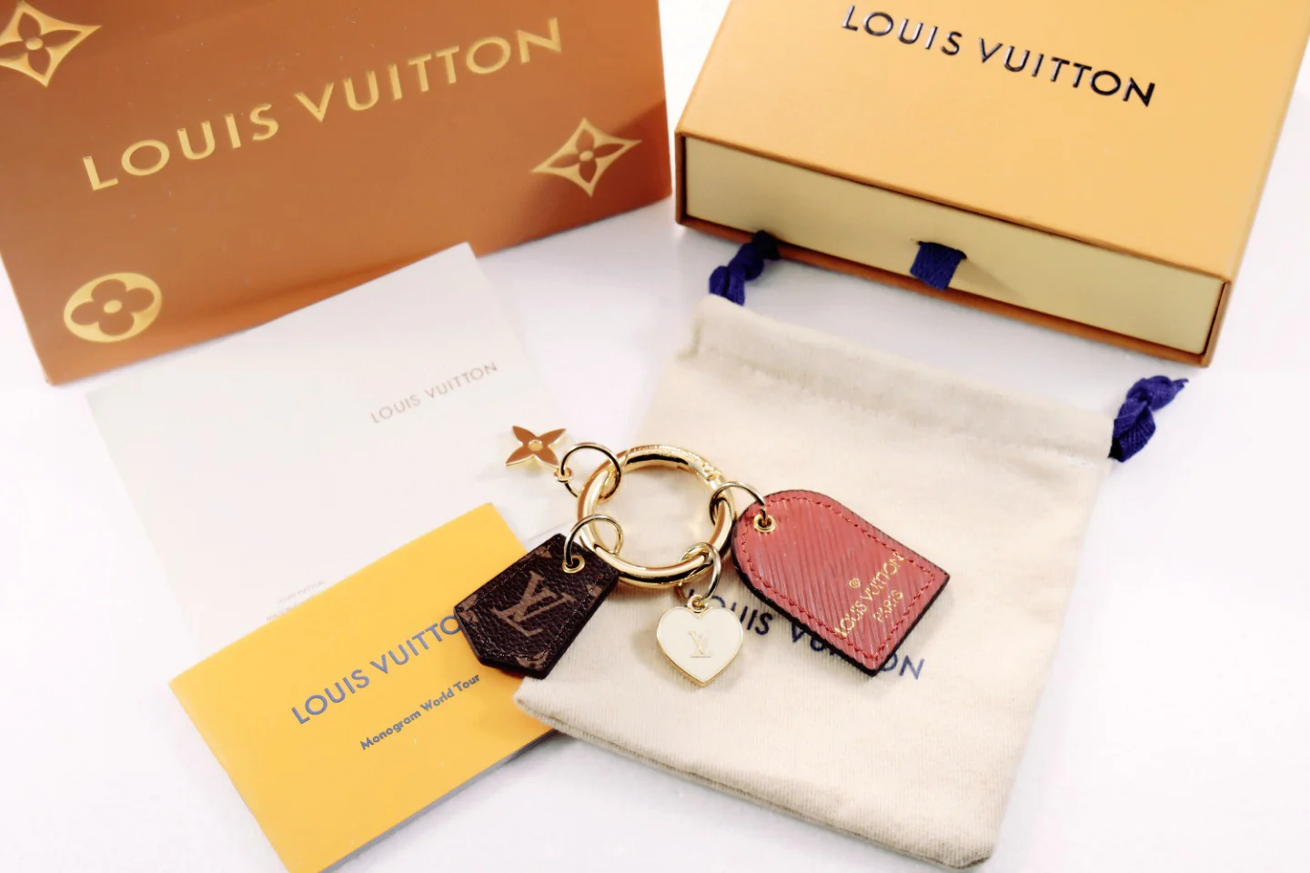 LVK079 Luxury designer Chromatic Keychain - ccjewelryacc