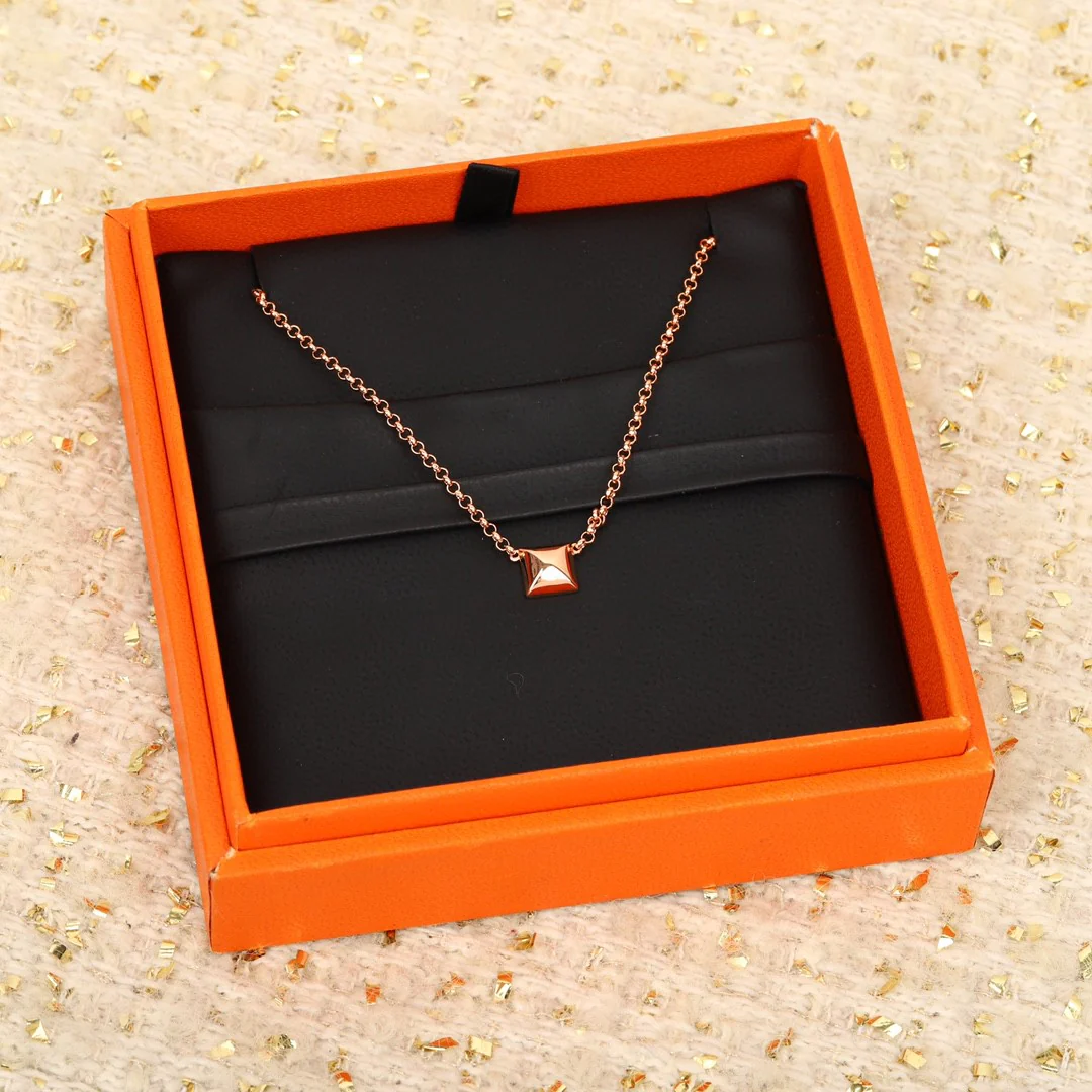 HMNS010 S925 Sterling Silver Clou d'H pendant, small model - ccjewelryacc