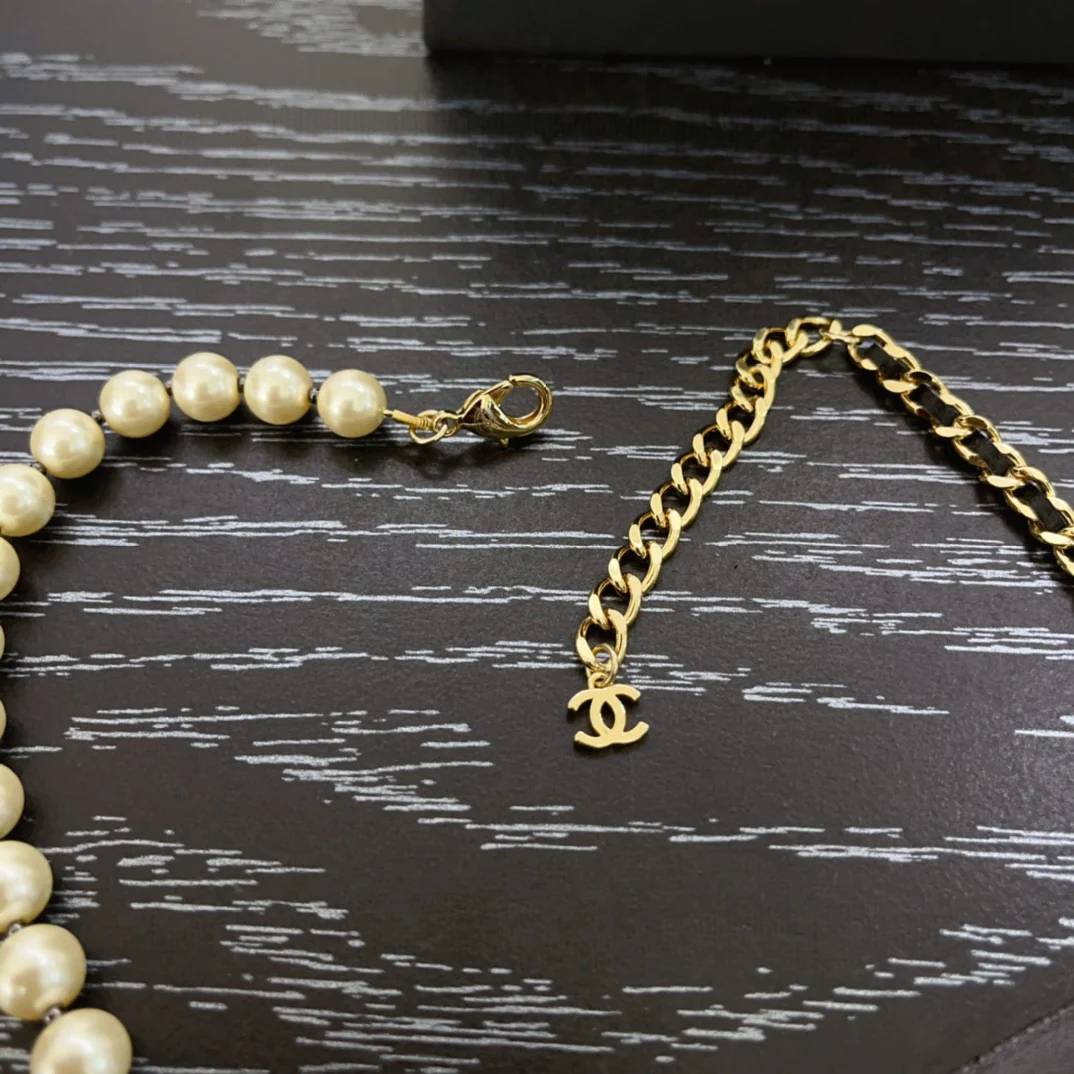 CCN017 Chanel Peal Choker Necklace For Women - ccjewelryacc