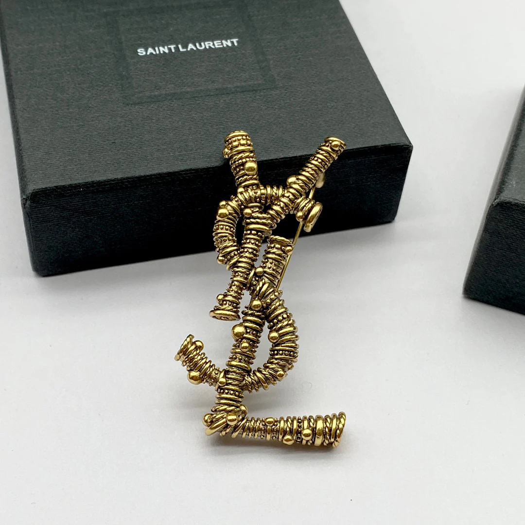 BYB036 YVES LSY LOGO Brooch pin - ccjewelryacc