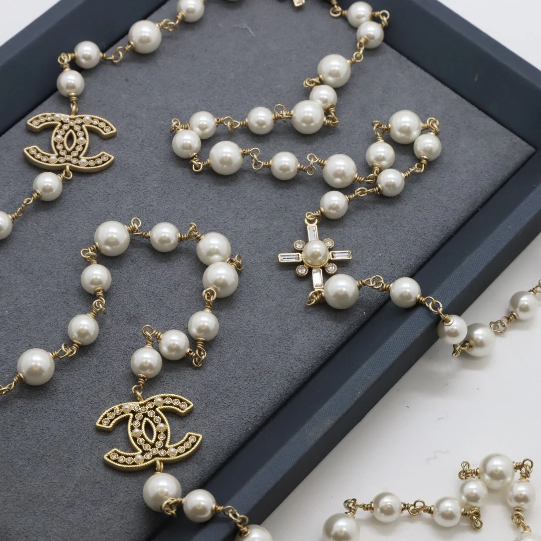 CCL022 High Quality CC Pearl Long Chain Necklace Pearl Sweater Chain - ccjewelryacc