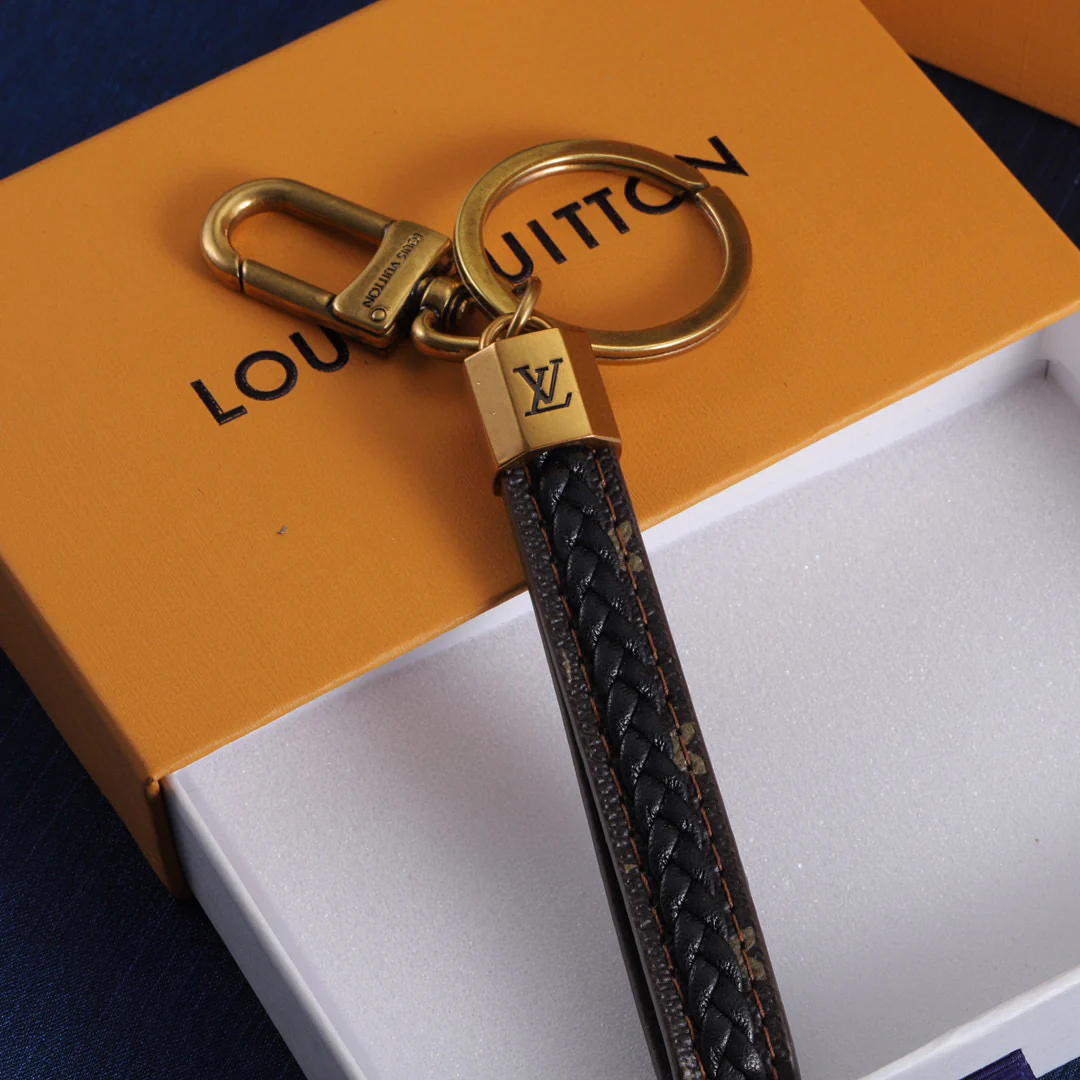 Luxury designer Keychain LVK016 - ccjewelryacc
