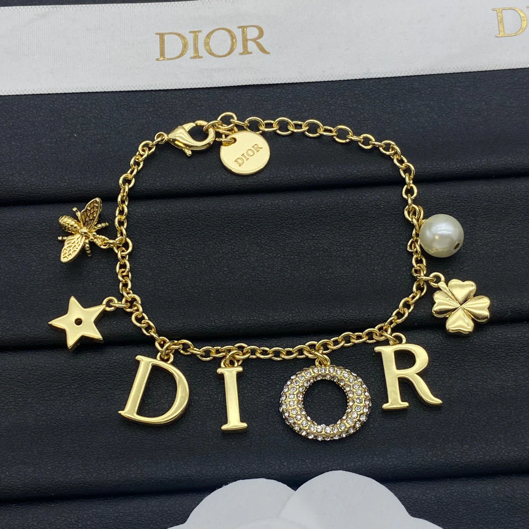 CDS099 Petit CD Necklace for Women - ccjewelryacc