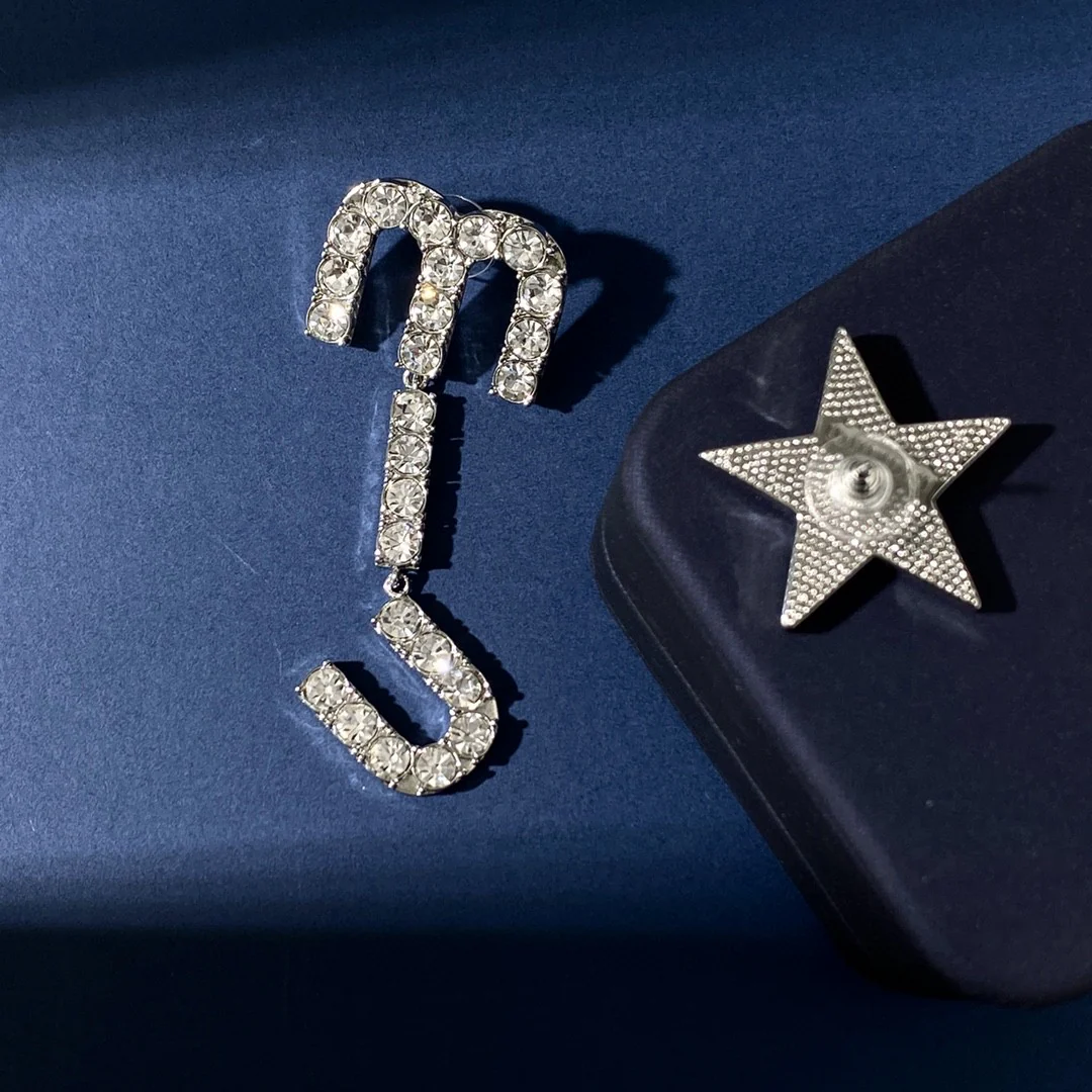 MME035 Crystal Miu and Star asymmetric Stud Earring - ccjewelryacc