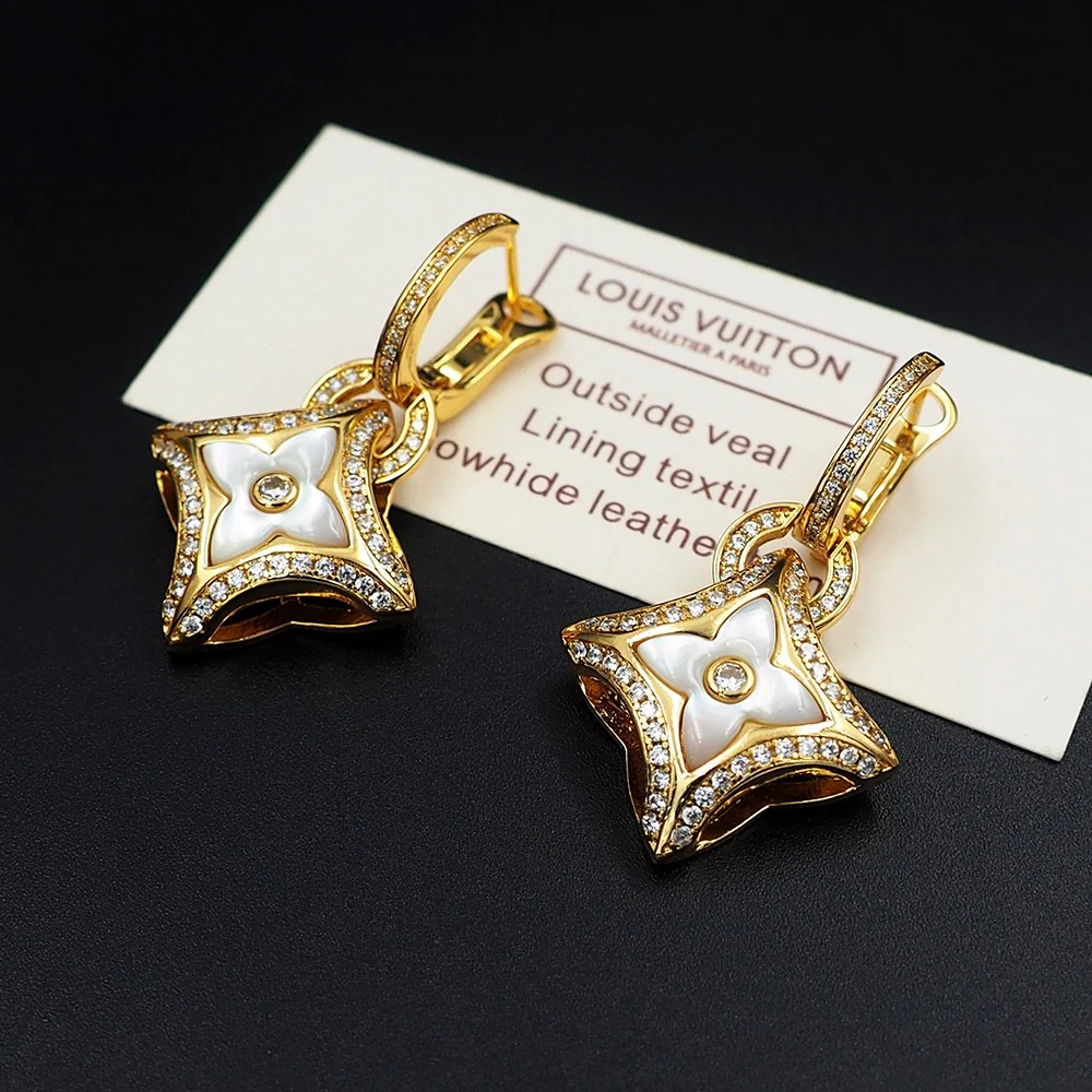 LVE034 Luxury Designer Ever Blossom Earrings - ccjewelryacc