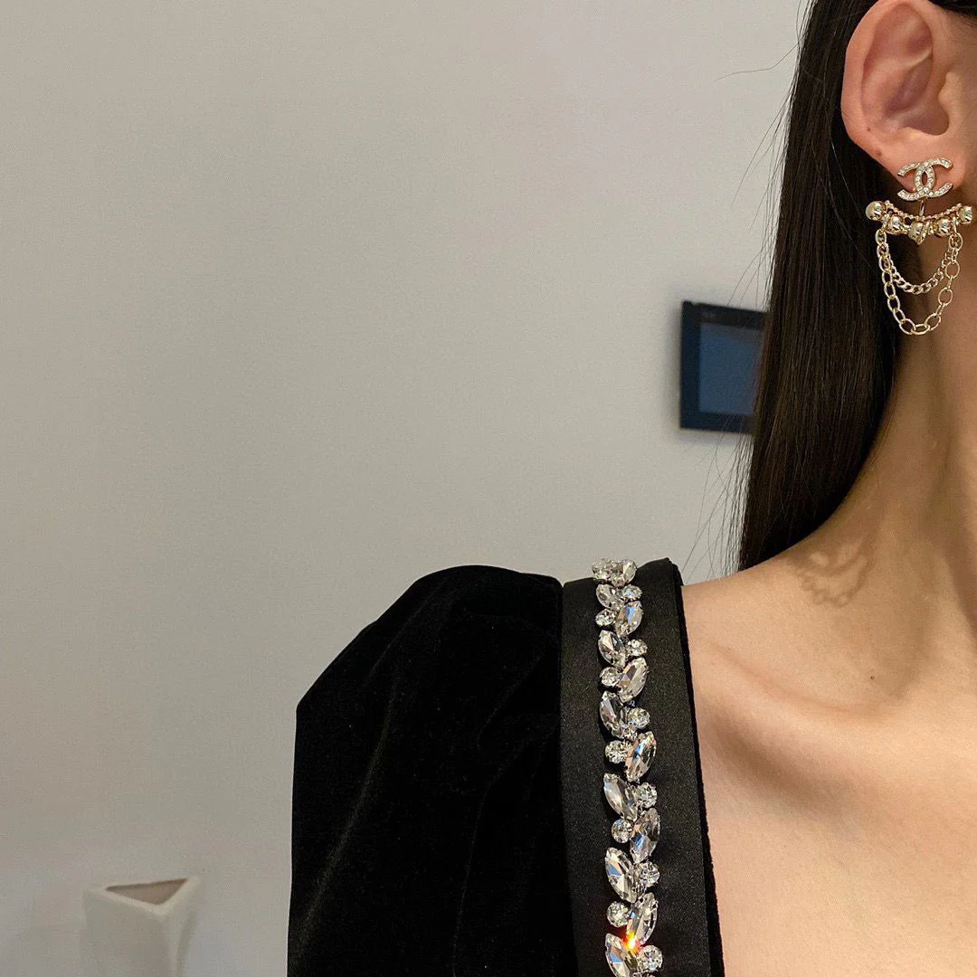 CCE010 Metal crystal CC logo stud earring with cuff - ccjewelryacc