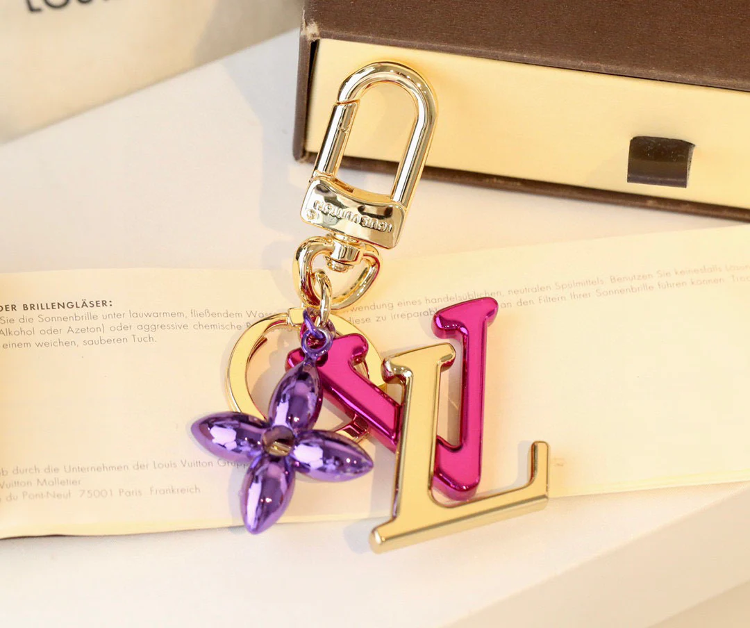 LVK020 Luxury designer Keychain M68449 - ccjewelryacc