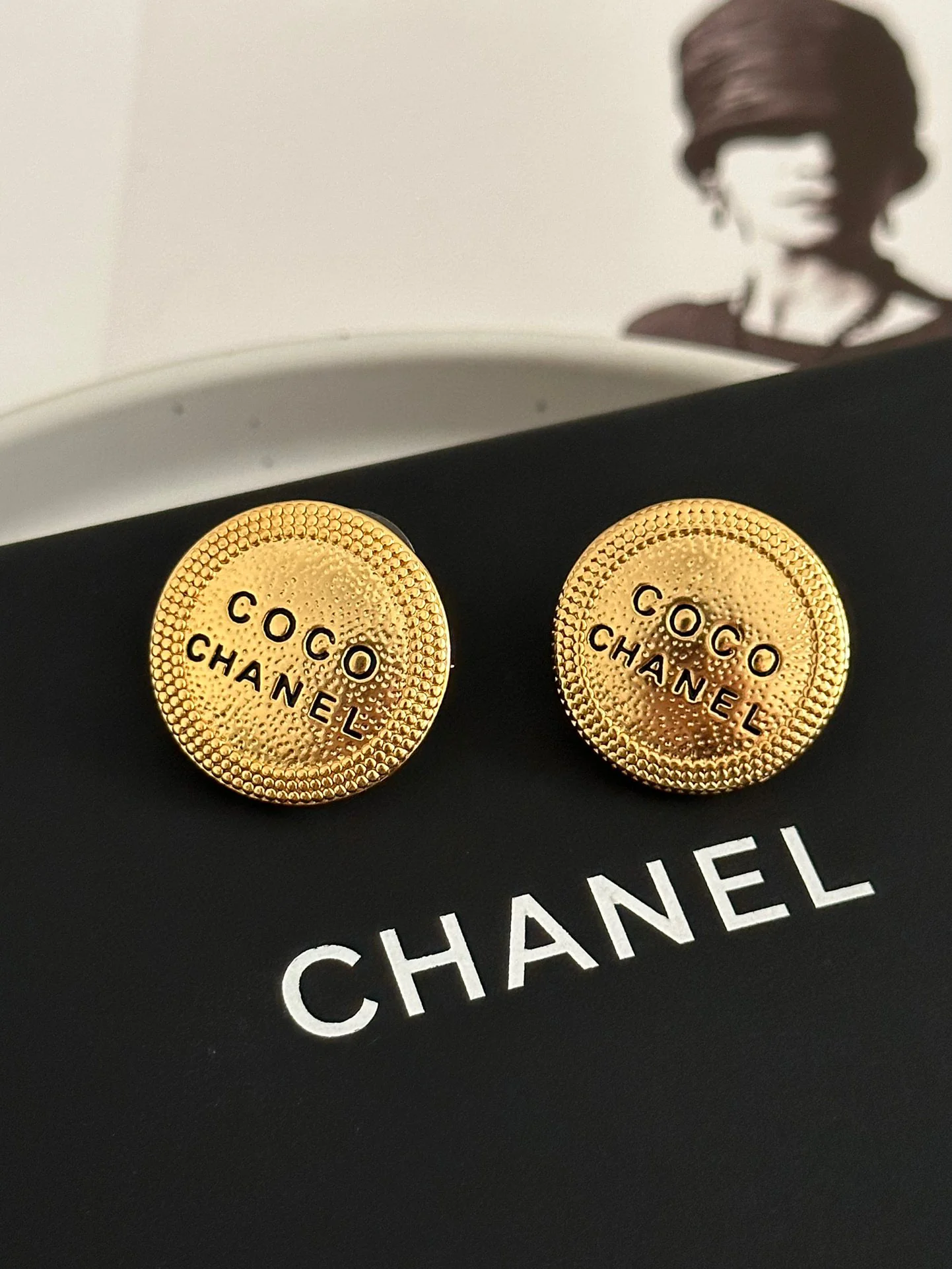 CCE678 Vintage cc Earring For Women - ccjewelryacc