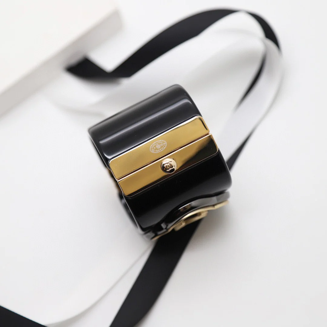 CCS059 CC acrylic cuff bracelet - ccjewelryacc