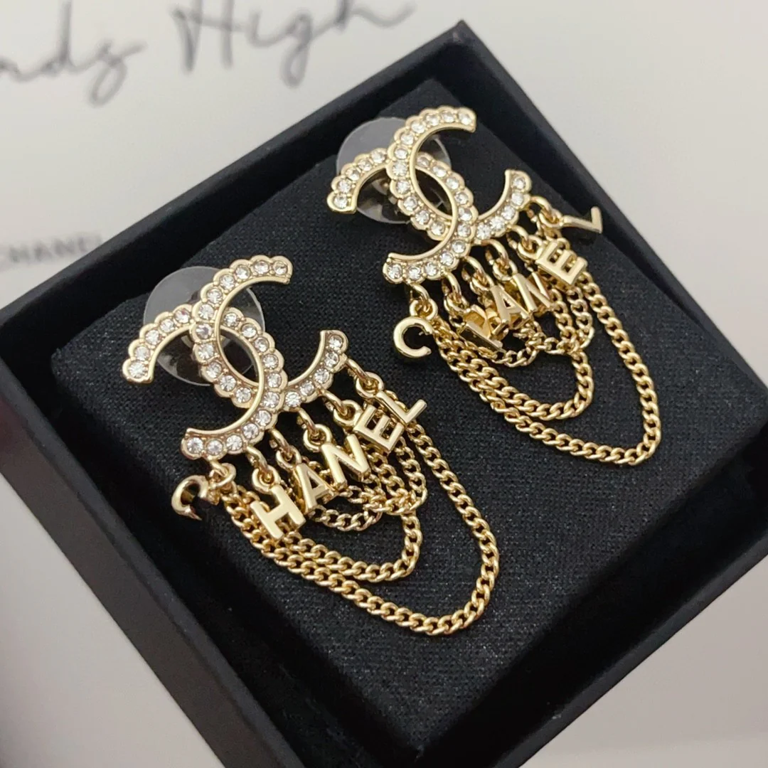 CCE045 Chanel crystal/pearl cc logo with chain tassels earrings - ccjewelryacc