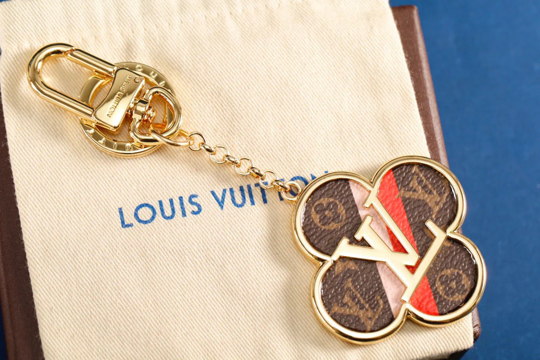 Luxury designer Keychain LVK048 - ccjewelryacc