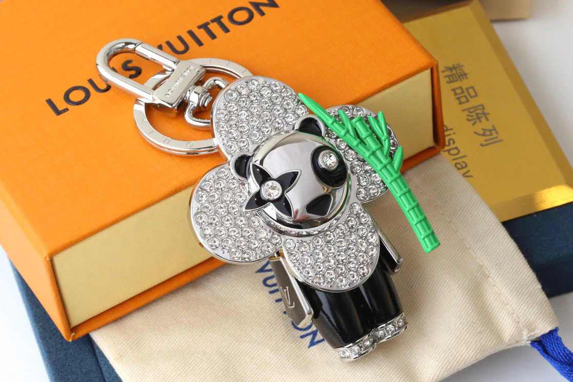 Luxury designer Keychain LVK029 - ccjewelryacc