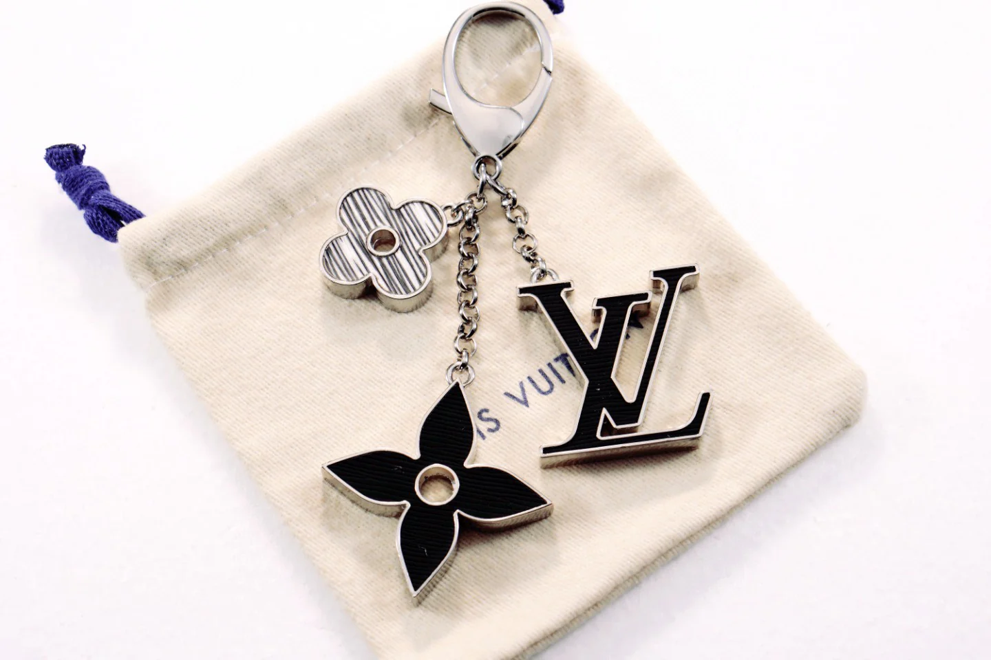 LVK080 Luxury designer Chromatic Keychain - ccjewelryacc