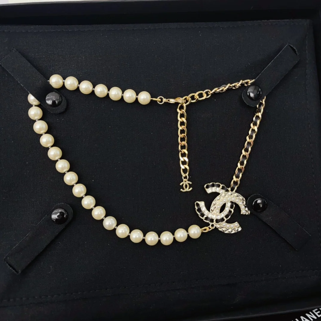 CCN017 Chanel Peal Choker Necklace For Women - ccjewelryacc