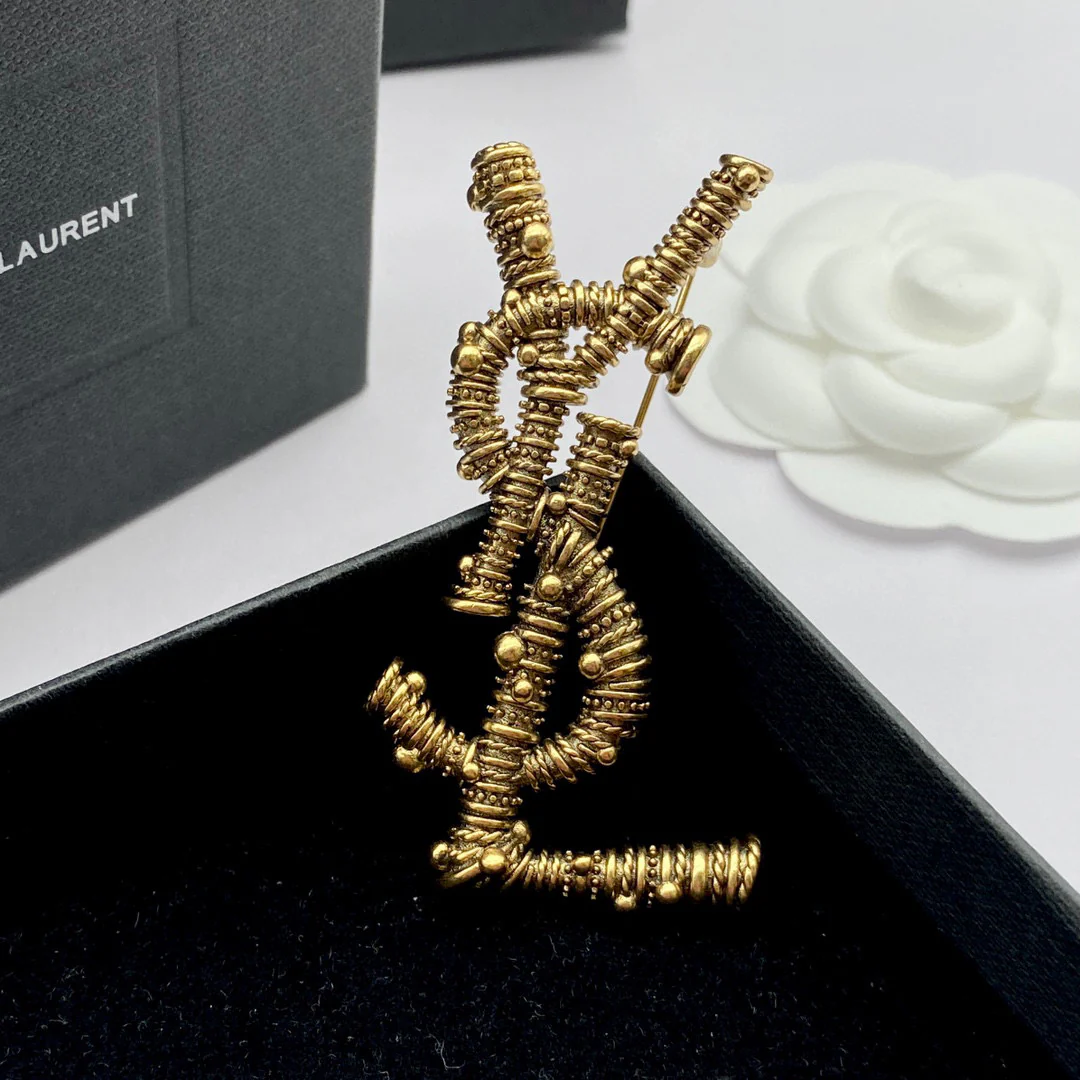 BYB036 YVES LSY LOGO Brooch pin - ccjewelryacc