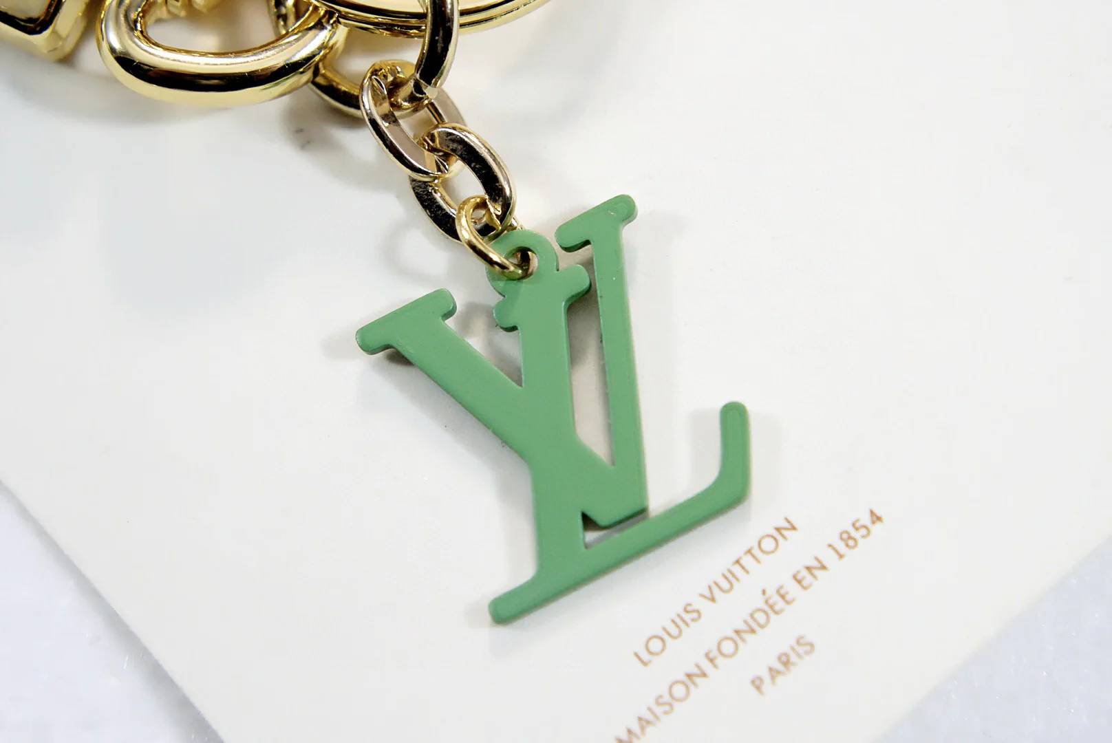 LVK090 Luxury designer Chromatic Keychain - ccjewelryacc