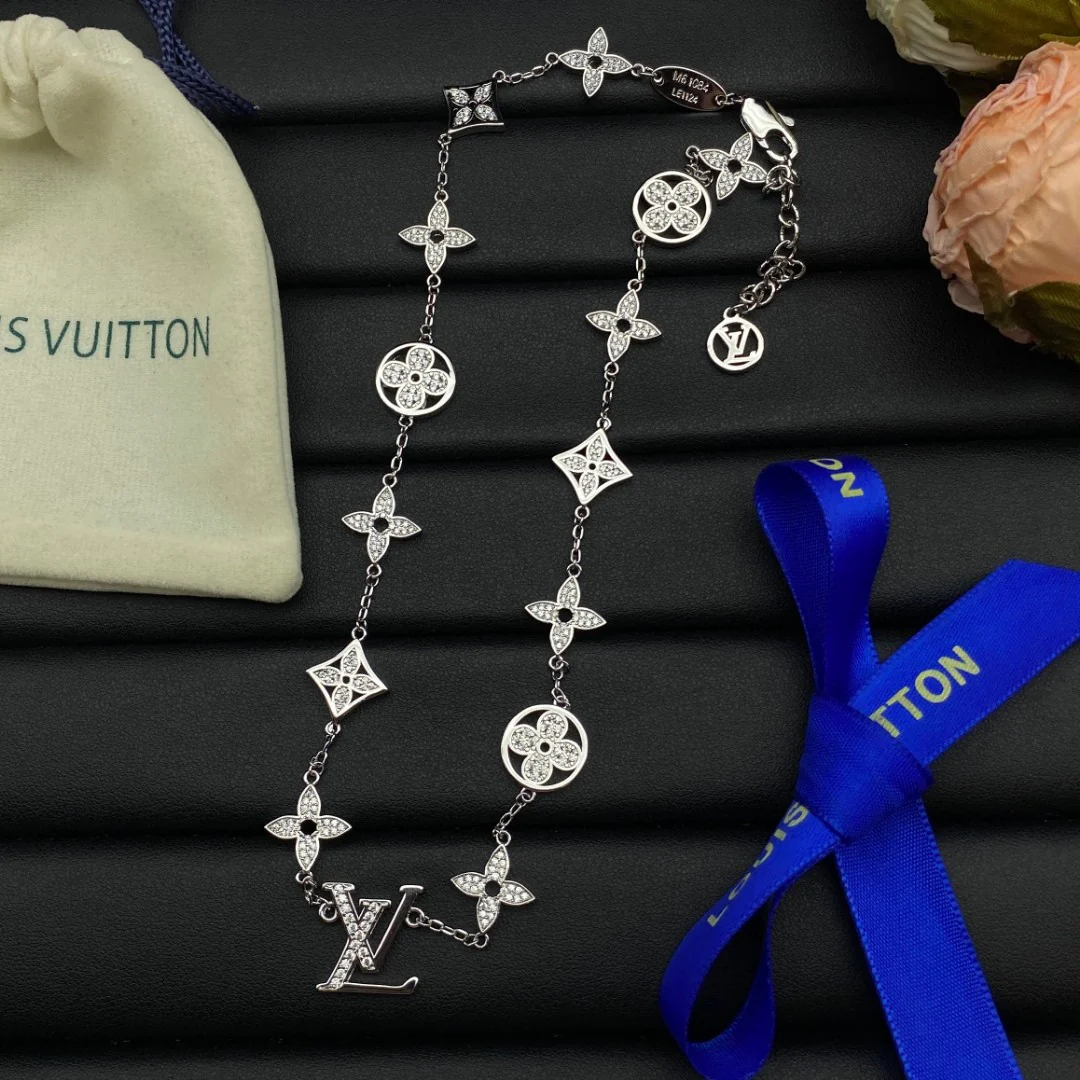 LVT001  VL charm necklace - ccjewelryacc