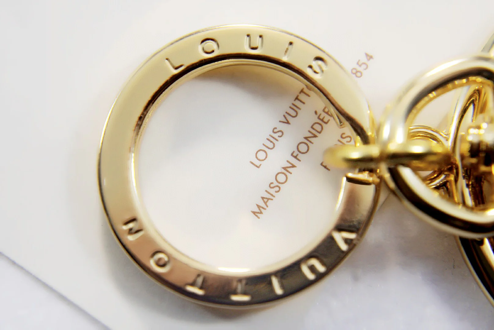 LVK091 Luxury designer Chromatic Keychain M64265 - ccjewelryacc