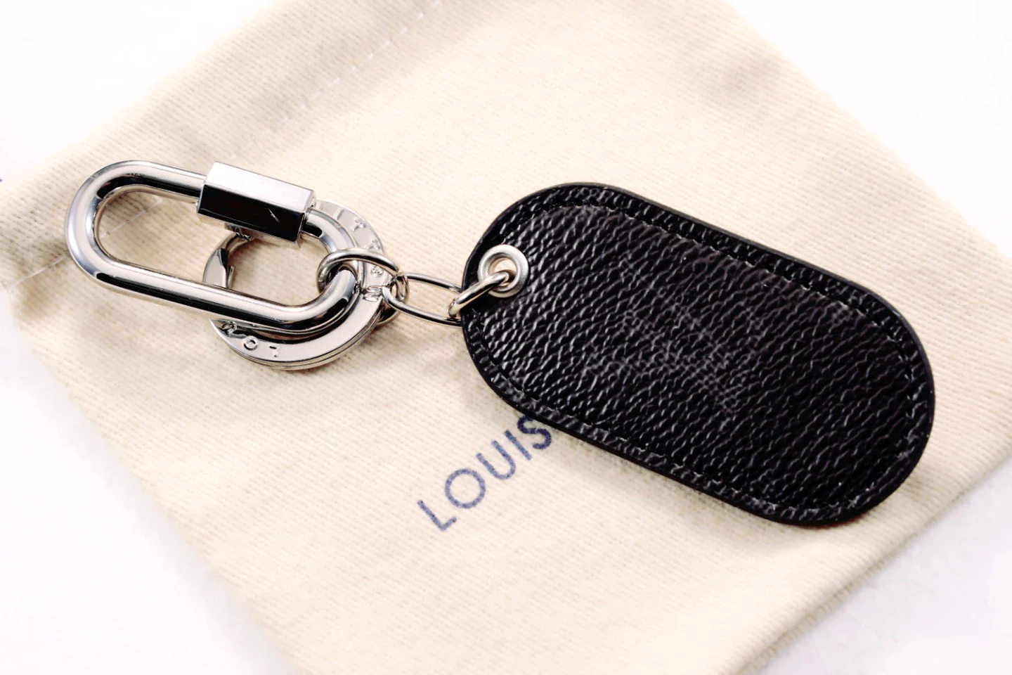 Luxury designer Keychain LVK039 - ccjewelryacc