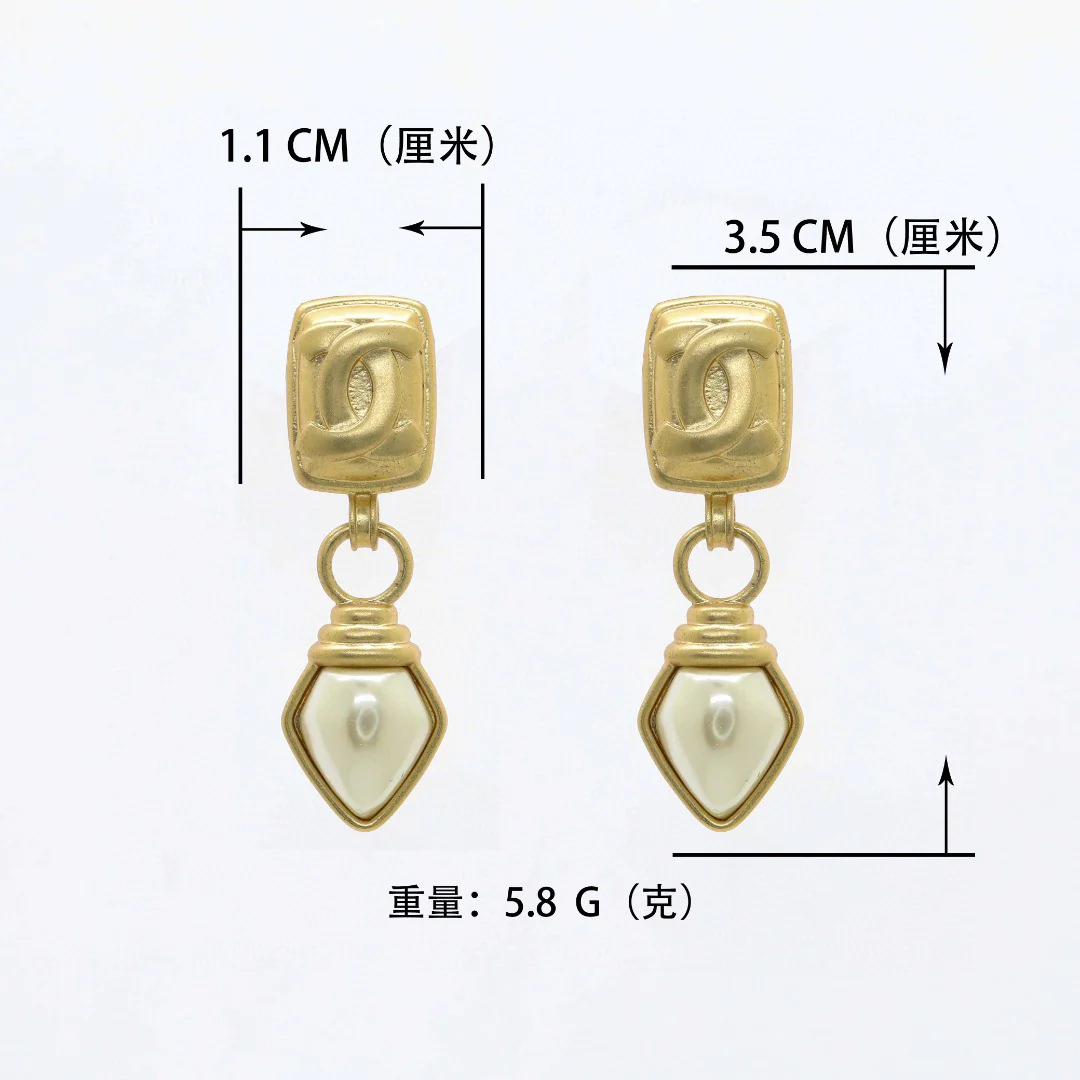 CCE474 High Quality VINTAGE CC earring - ccjewelryacc
