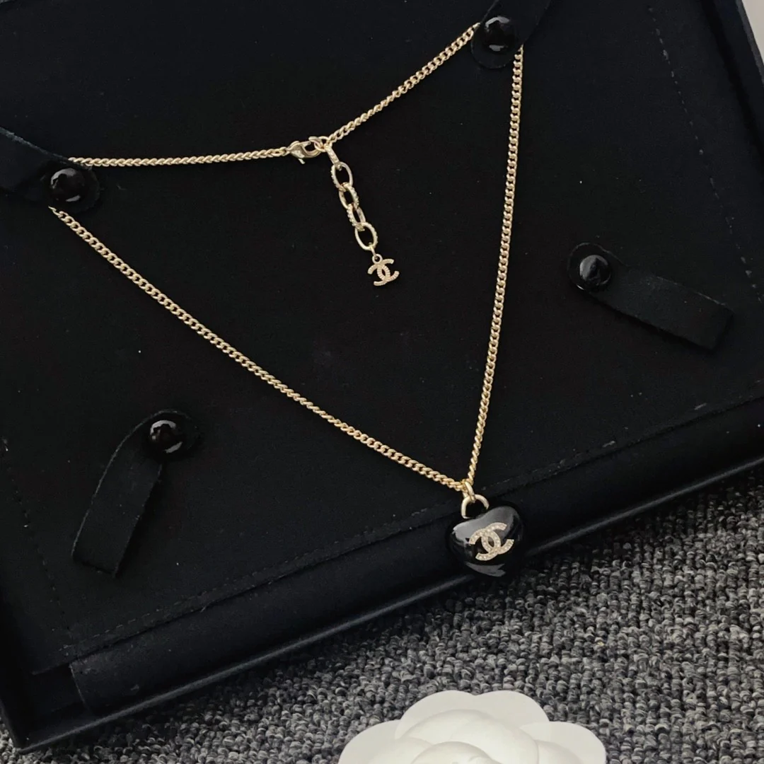 CCN006 CC Black Heart Necklace - ccjewelryacc