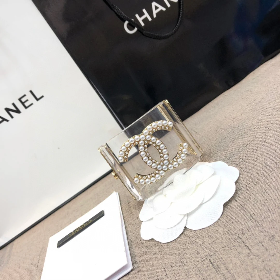 CCS068 CC acrylic cuff bracelet - ccjewelryacc