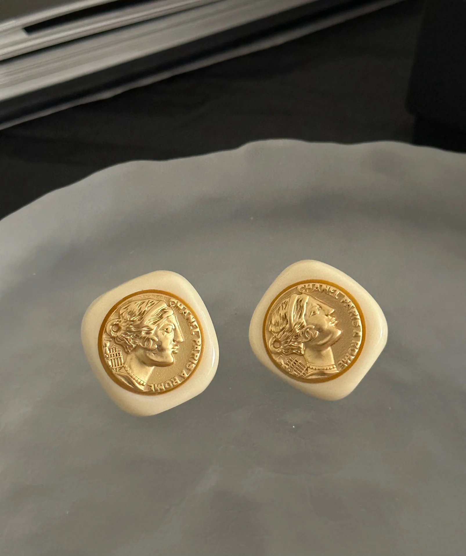 CCE674 Vintage cc Earring For Women - ccjewelryacc