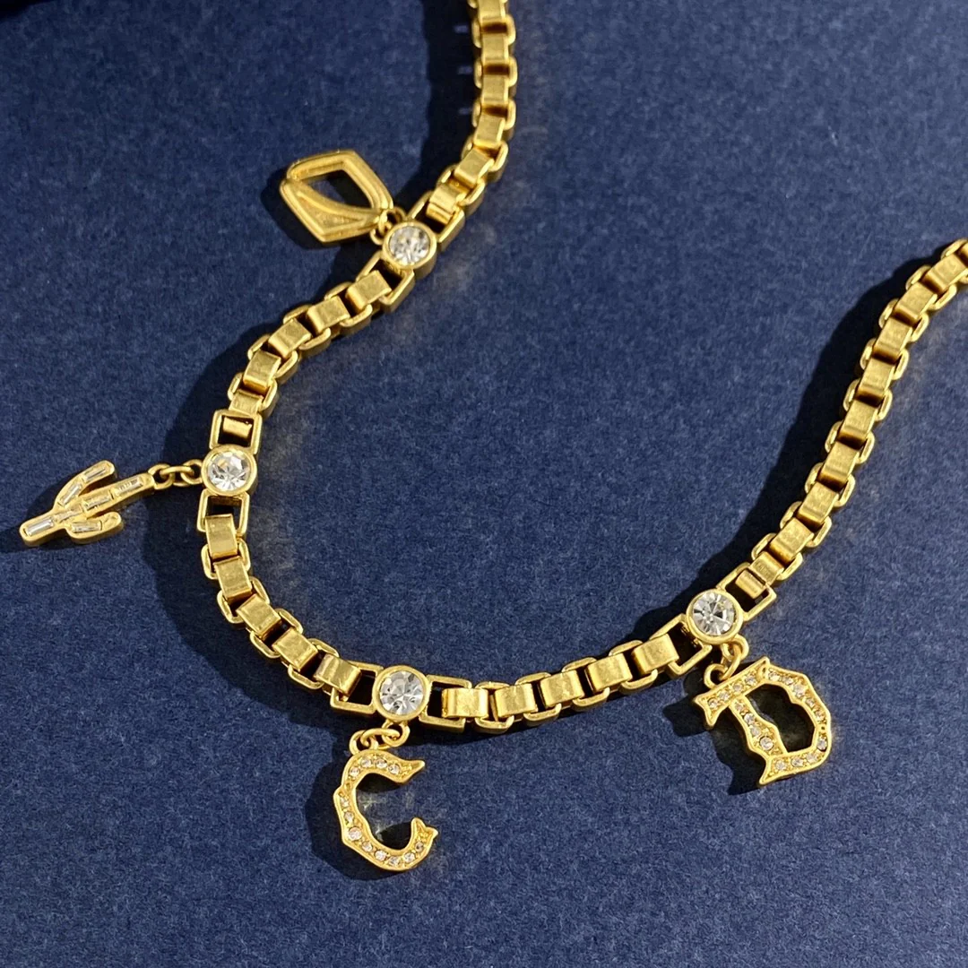 CDT033 Designer Jewelry set CD Necklace CD Bracelet Earrings For Women - ccjewelryacc