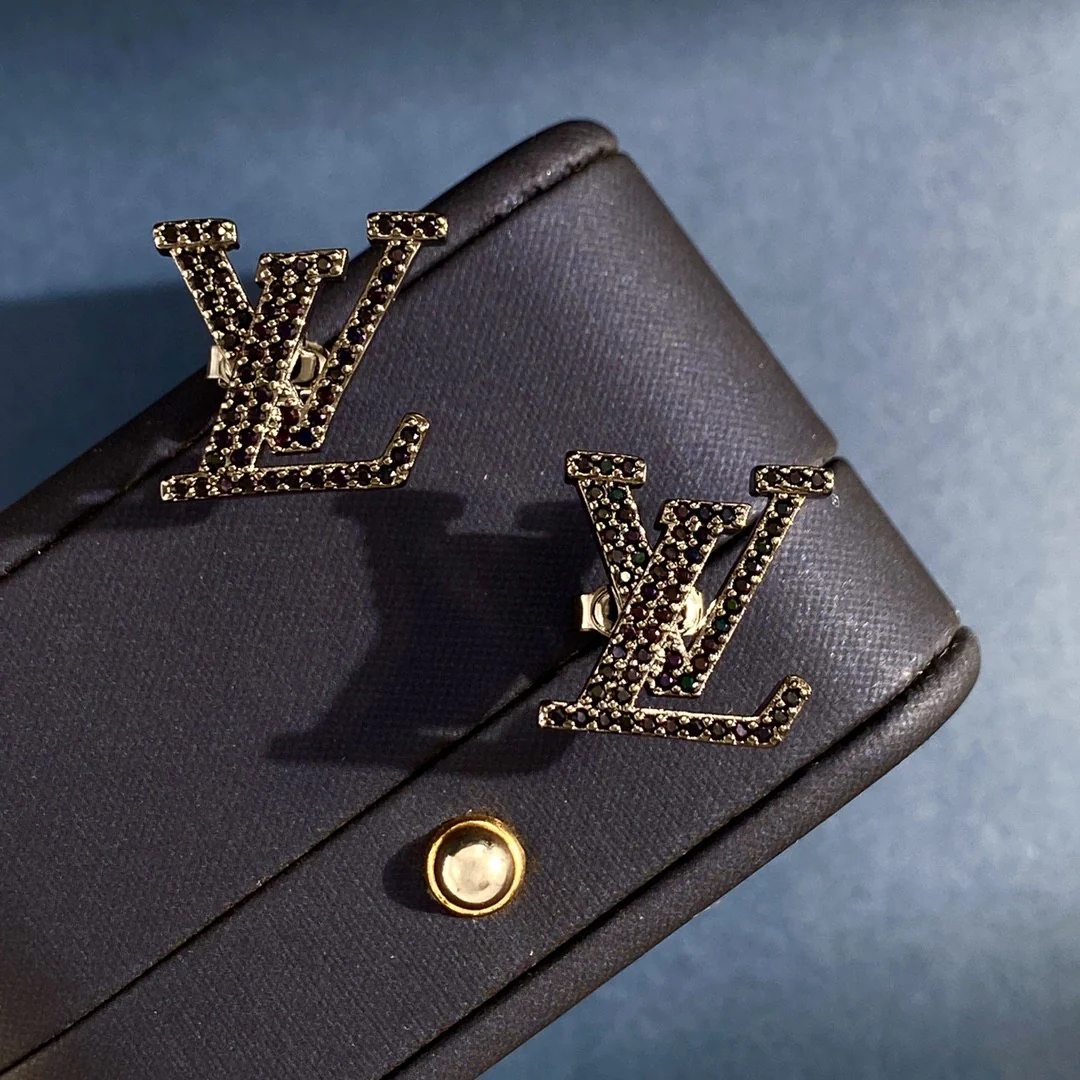 LVE004 Louis Metal Crystal VL Iconic Earrings Black - ccjewelryacc