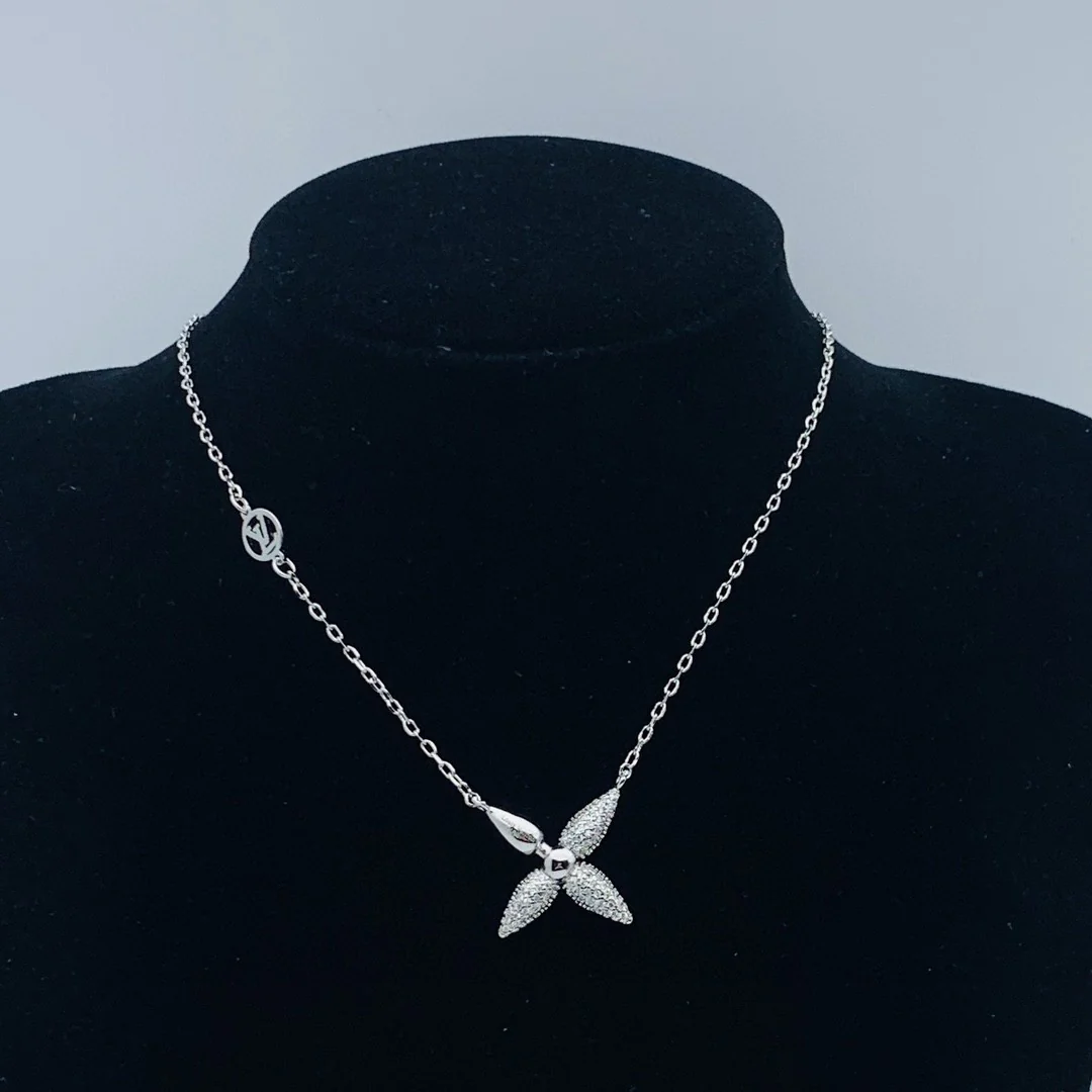 LVN046 High Quality Luxury Designer Pendant Necklace - ccfashionjewelry