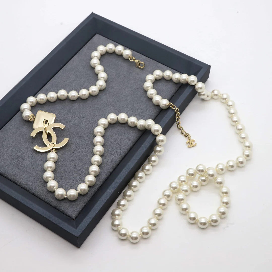 CCL028 Long pearl Chain Necklace with CC Logo Sweater Chain - ccjewelryacc