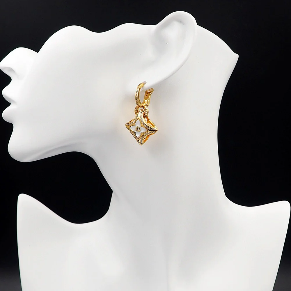 LVE034 Luxury Designer Ever Blossom Earrings - ccjewelryacc