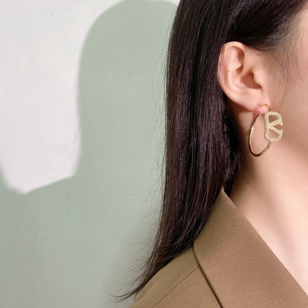 VTE031 Valentino Garavani Gold VLogo Signature Hoop Earrings in metal and crytal - ccjewelryacc
