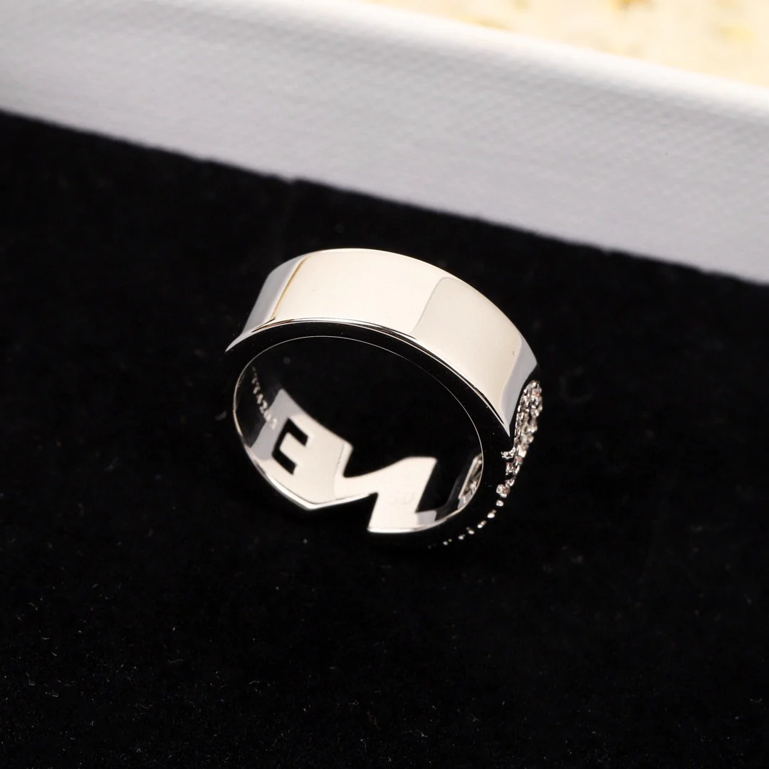 CLR003 Top Quality Full diamond letter Ring - ccjewelryacc