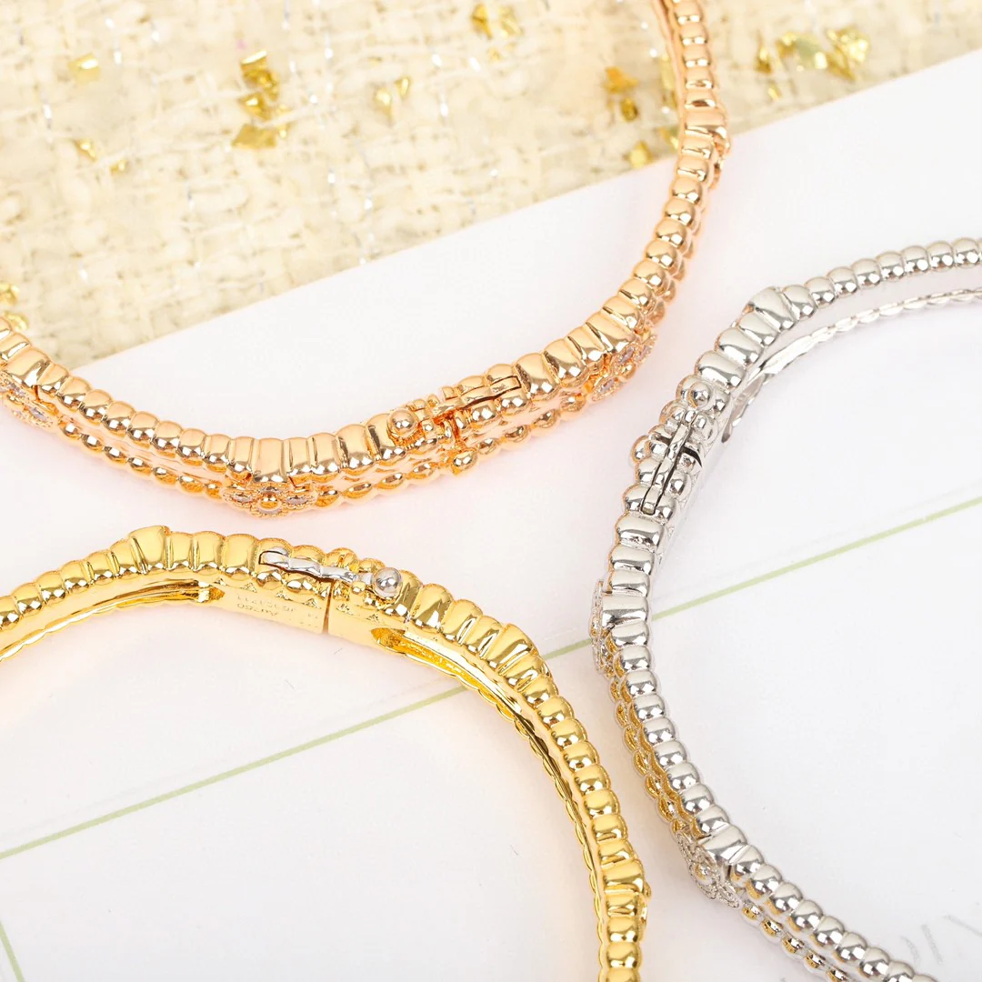 VCSV016 18K Gold  Perlée sweet clovers bangle bracelet,medium - ccjewelryacc