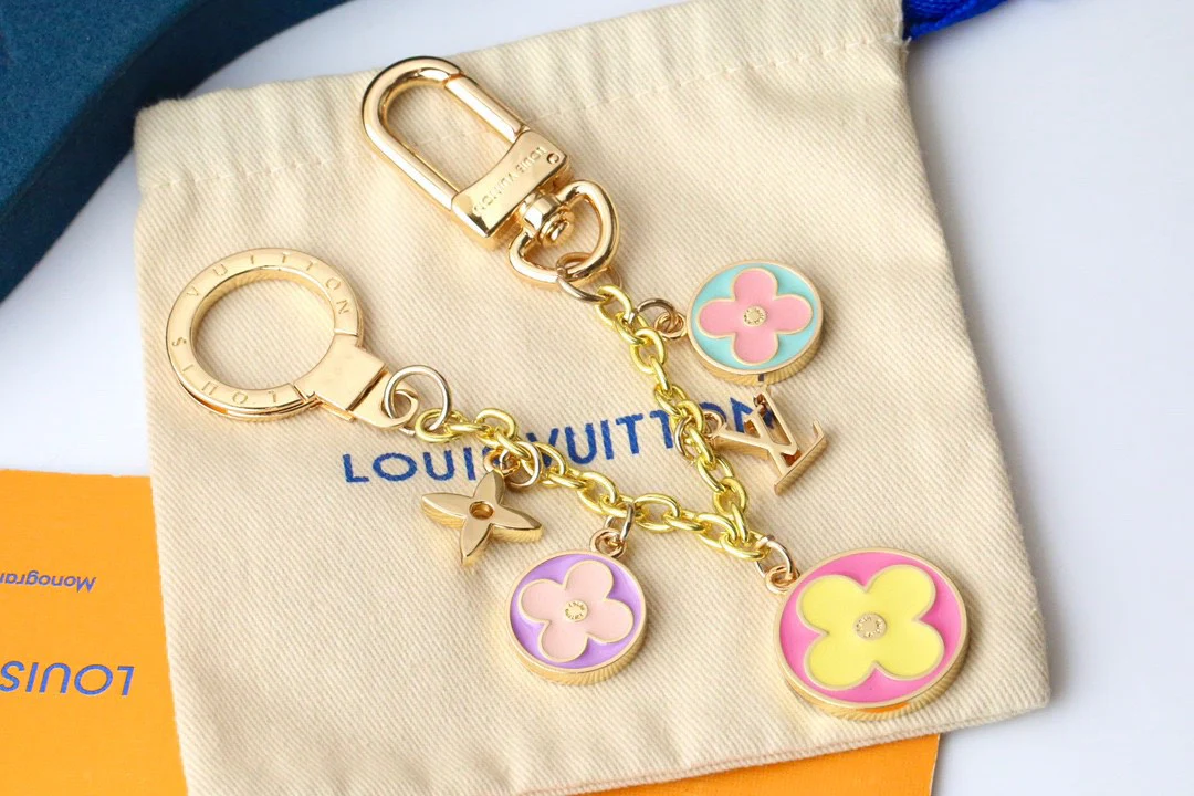 Luxury designer Keychain LVK008 - ccjewelryacc